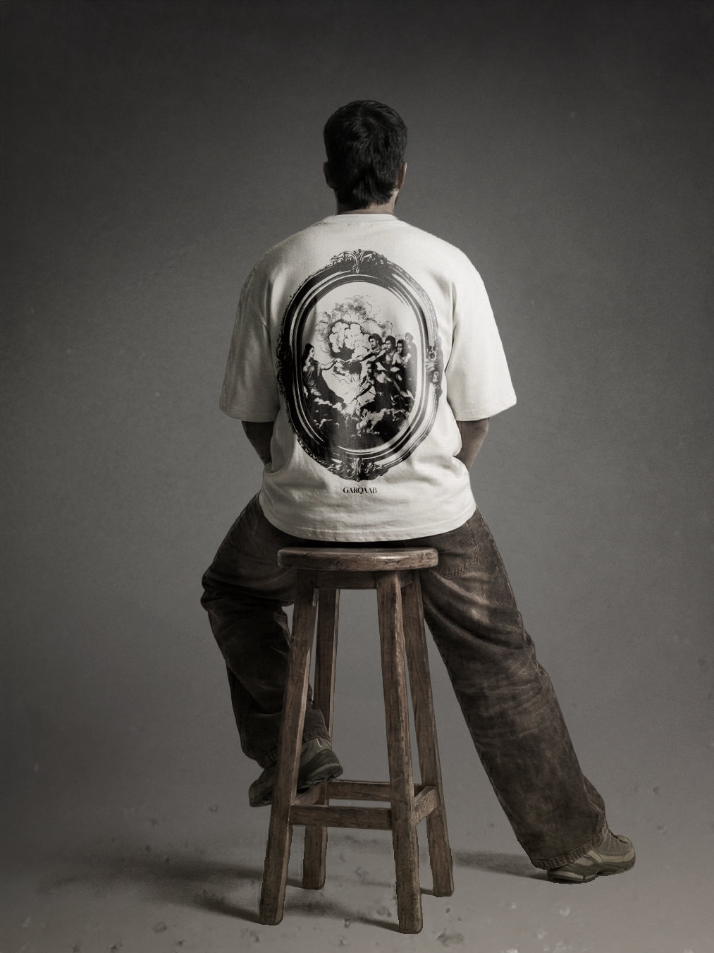 SWADHINABHARTRUKA T-SHIRT